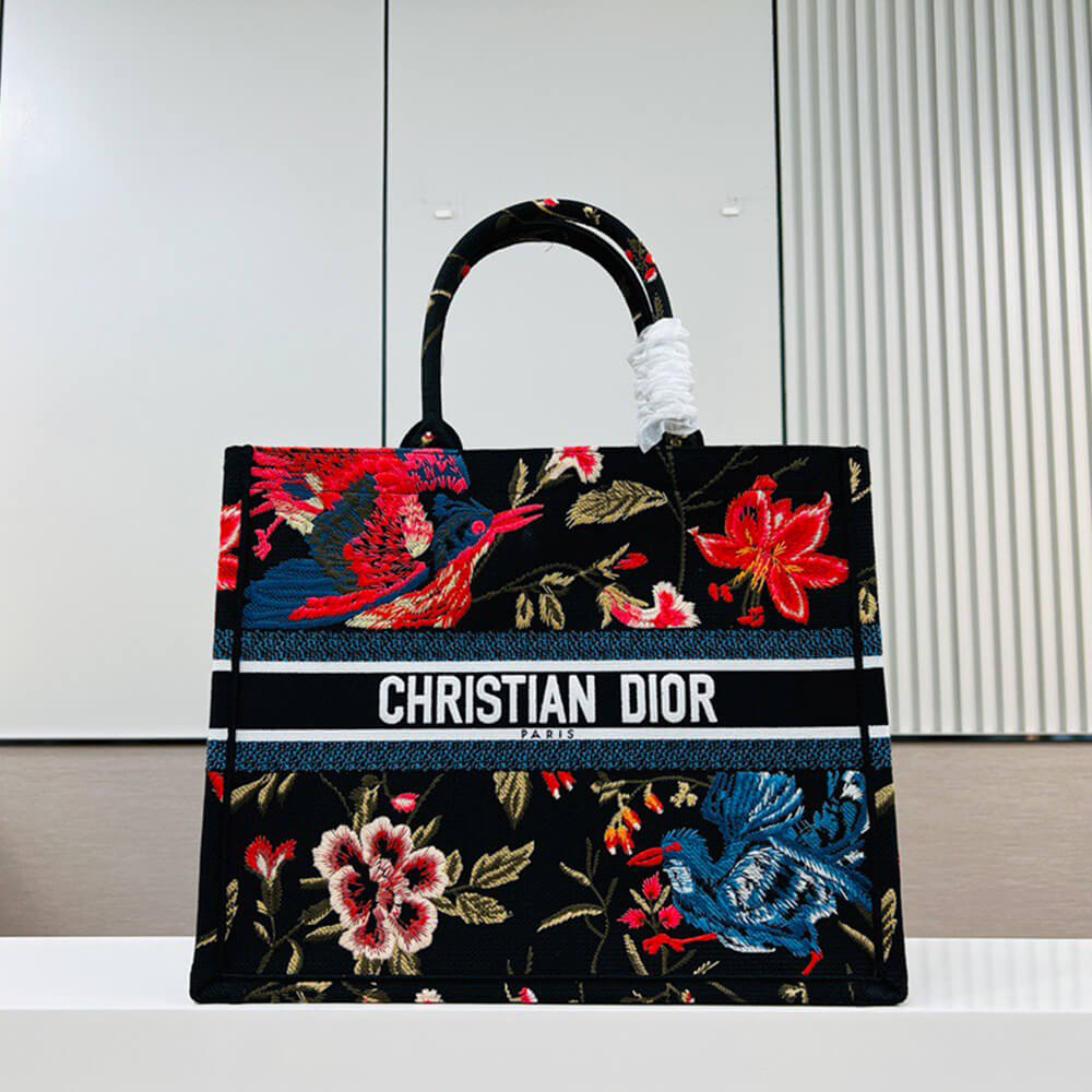LARGE DIOR BOOK TOTE